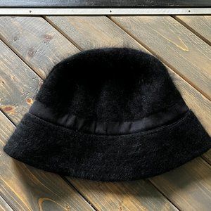 90s / 00s Vintage Fuzzy Rabbit Hair Black Bucket Hat from The Gap